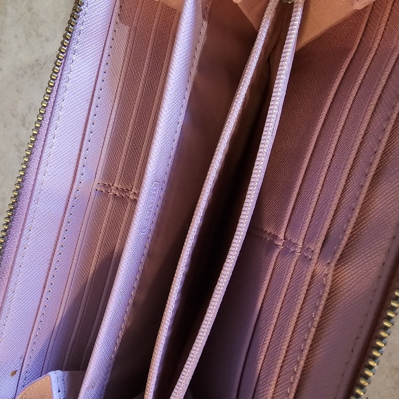 Coach Wallet - Picture 5 of 7